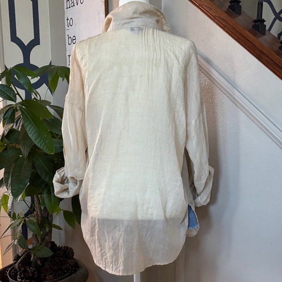 Cream Boho / Cowgirl Light Weight Button-Up Women's Top 🤩 - Picture 6 of 10
